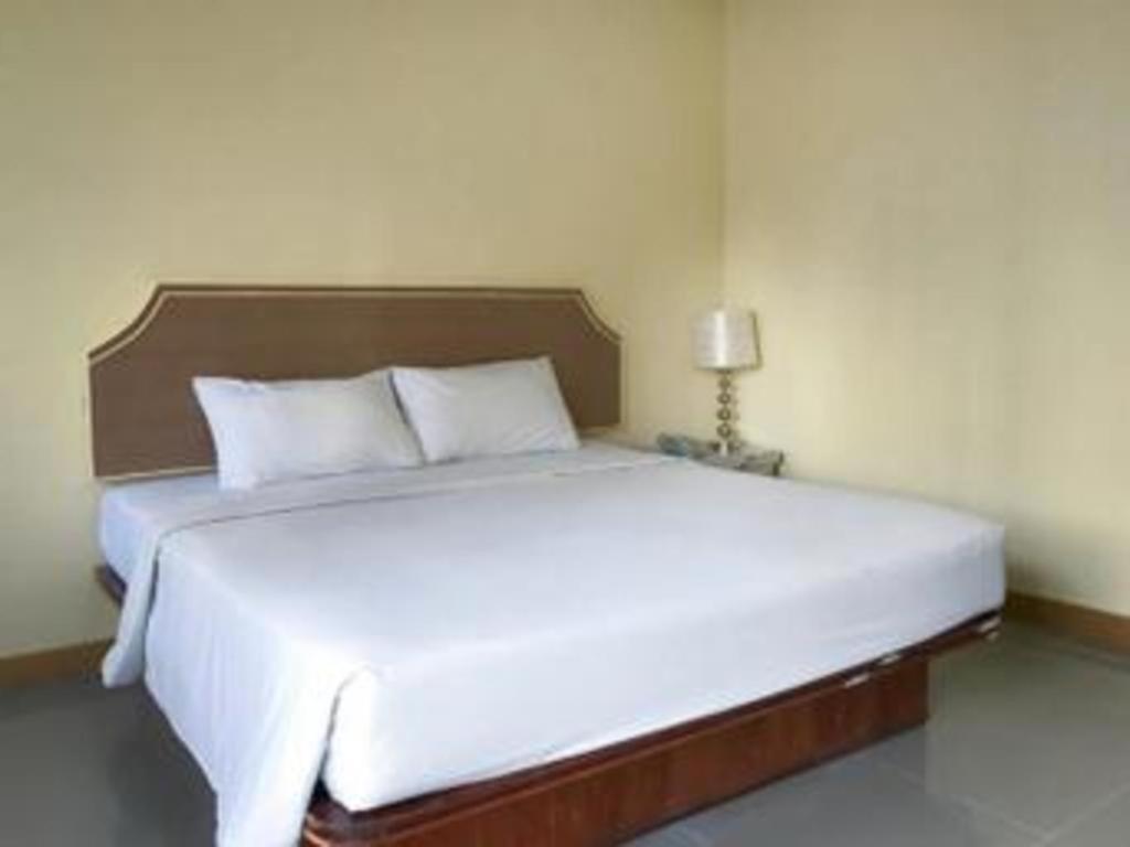 J Two S Pratunam Hotel Bangkok Luaran gambar
