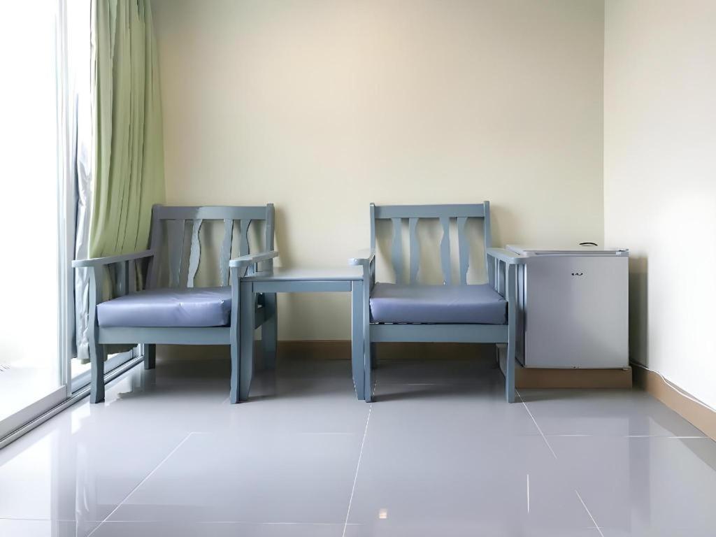 J Two S Pratunam Hotel Bangkok Luaran gambar